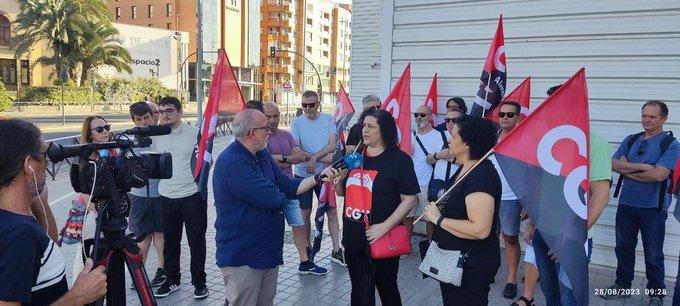 Podemos exige la readmisión de una conductora de autobús «despedida por parar por dolores menstruales» en&nbsp;Almería